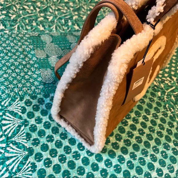 SOLD Ugg x Telfar Medium Chestnut Bag - Picture 6 of 10